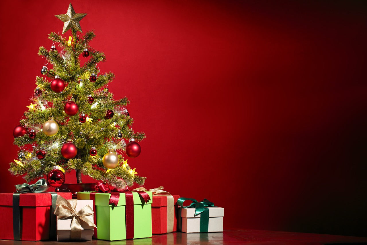 Top 10 Christmas Gifts for Women: Perfect Presents for the Holiday Season