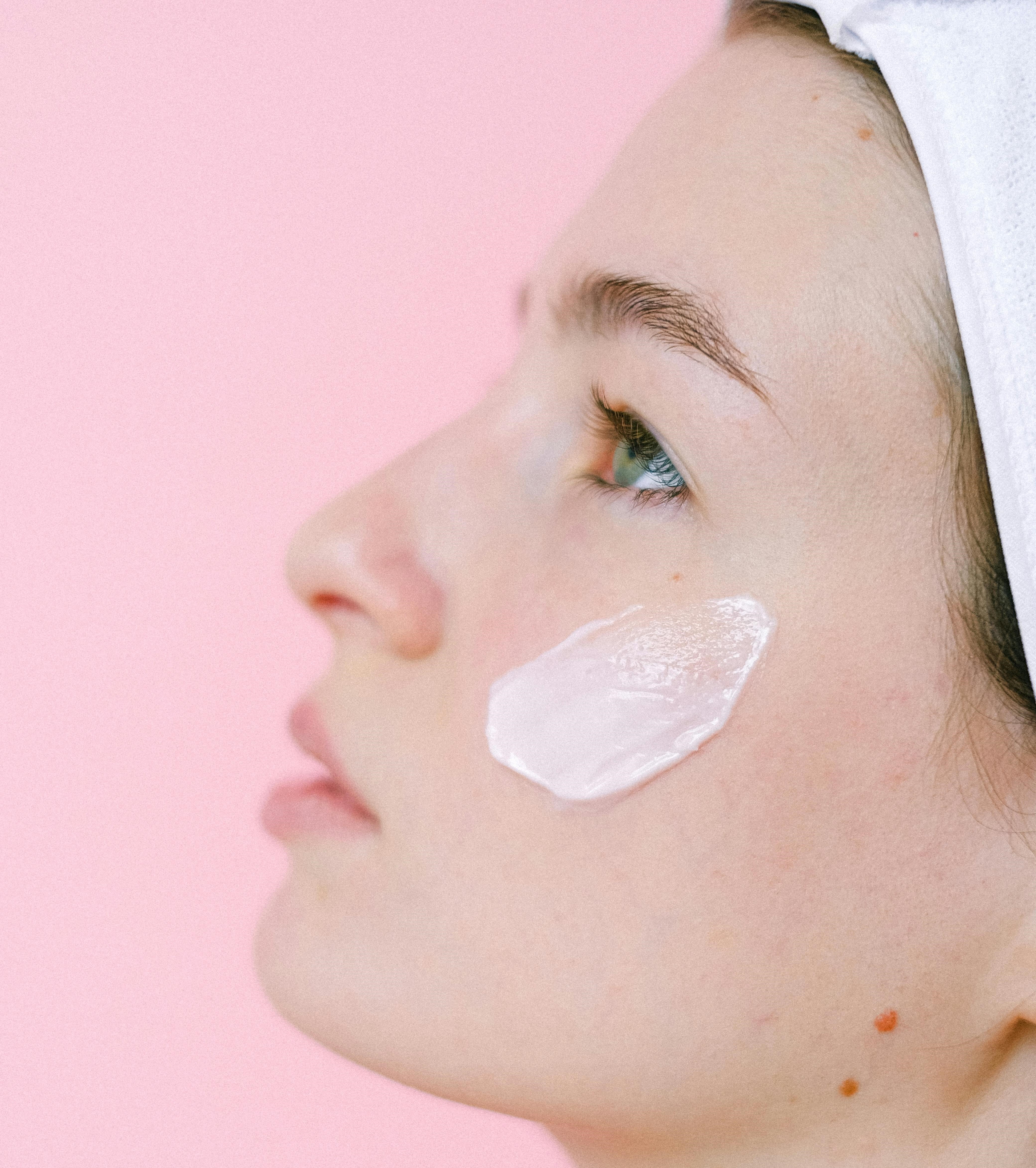 Hydrate Skin Like a Pro: A Complete Guide for Sensitive Skin
