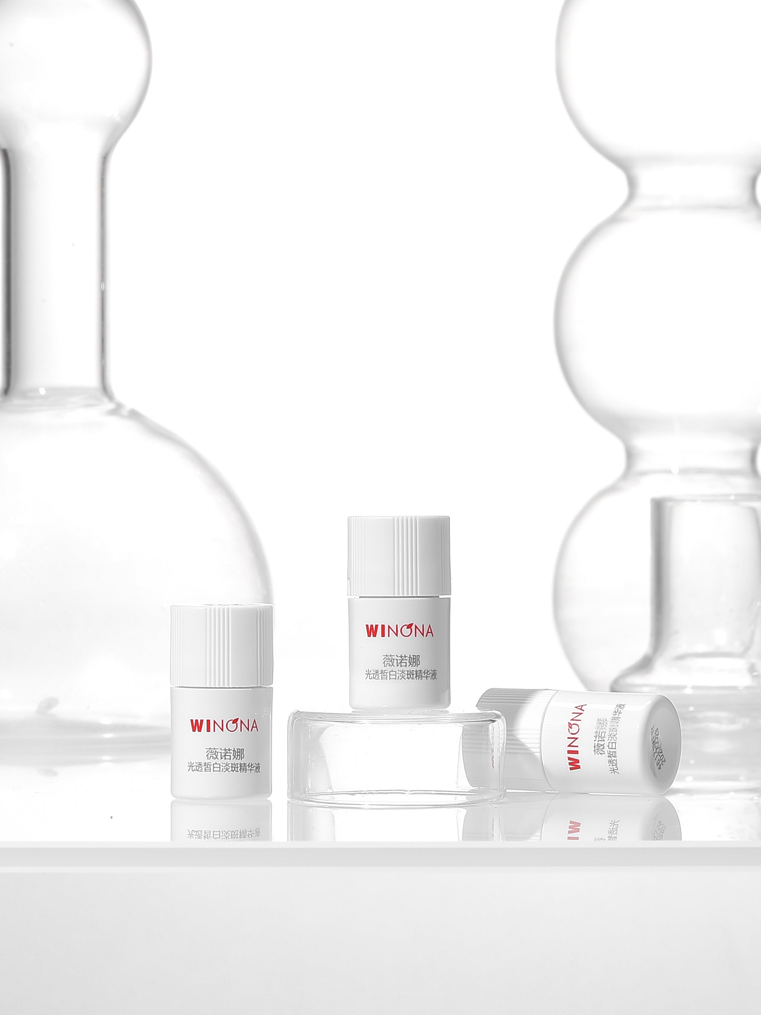 Brightening and Spot-Fading Essence