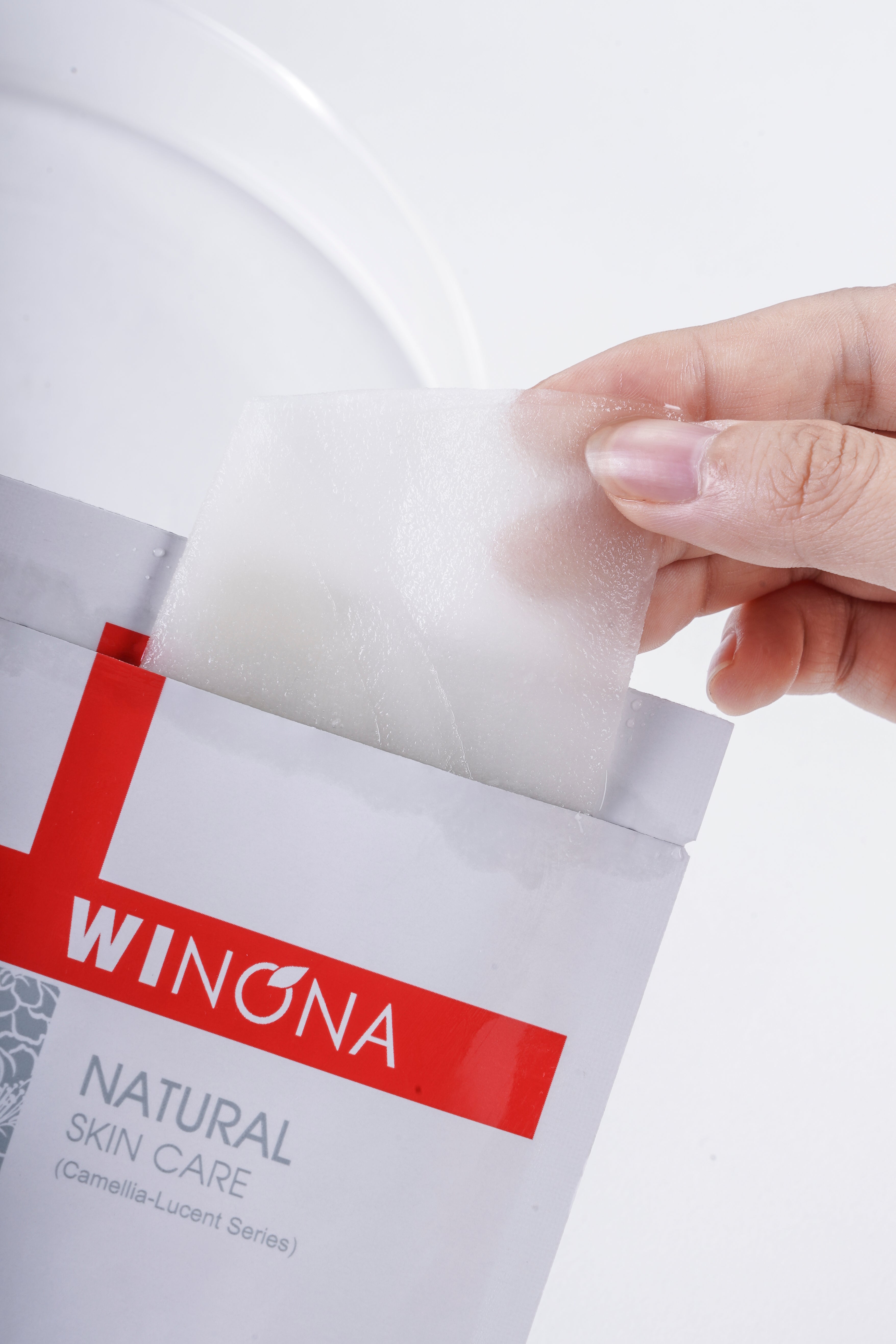 Winona Brightening and Spot-Fading Mask