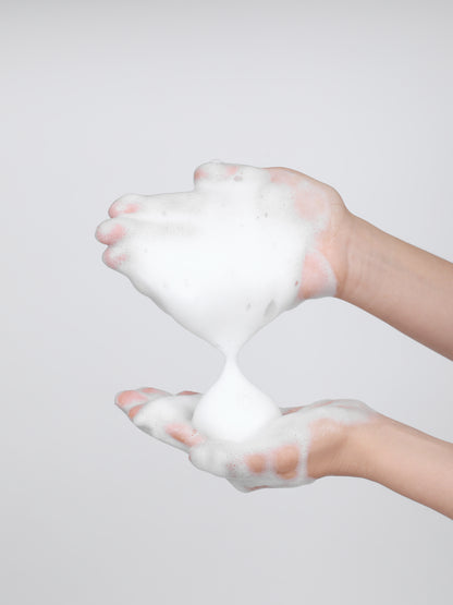 Oil-Control and Soothing Cleansing Foam